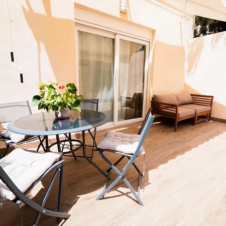 Loft Con Terreno Privado Y Parking Compartido - A 800m De Playa Poniente Vakantiehuis Benidorm